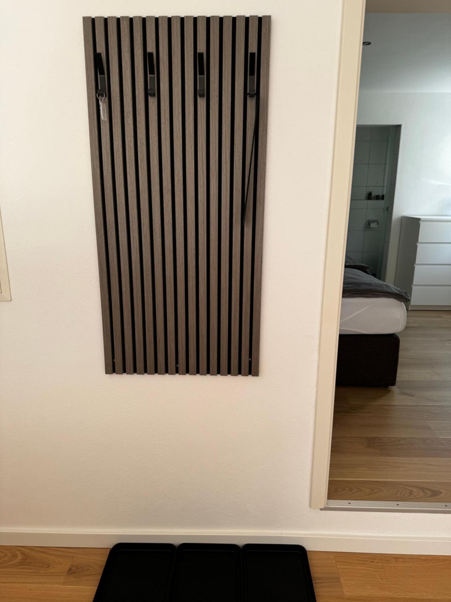 Hart Apartment *